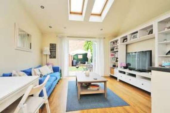 2 bedroom Flat to re...